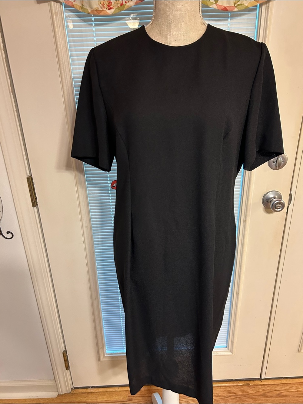 Dress #702 - Picture 2 of 5